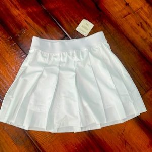 Fabletics White Pleated Skirt With Built In Shorts NWT XS